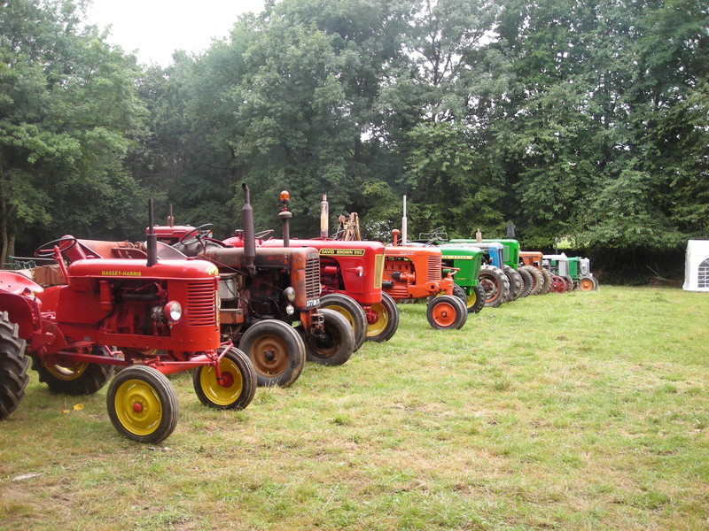 Fête des tracteurs à Cheffois (85) Dscn3428
