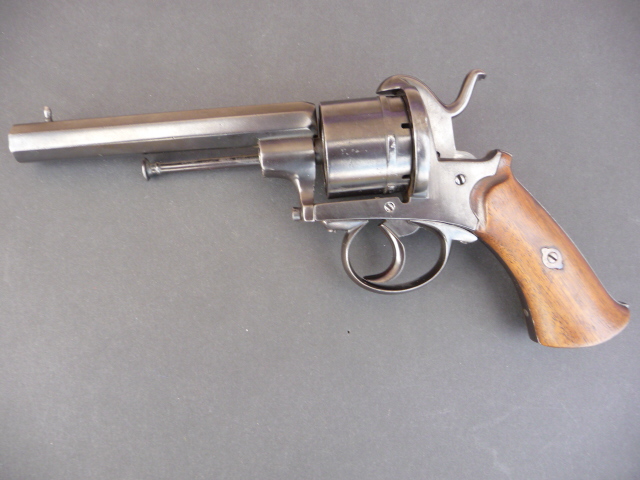Revolver "style" Lefaucheux???? P1040918