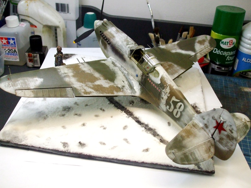 P40 C TRUMPETER 1/32 - Page 9 Fini_a10