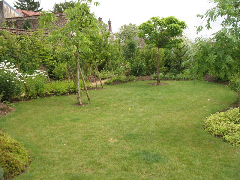 le jardin de l'écrivain Colette 101_210
