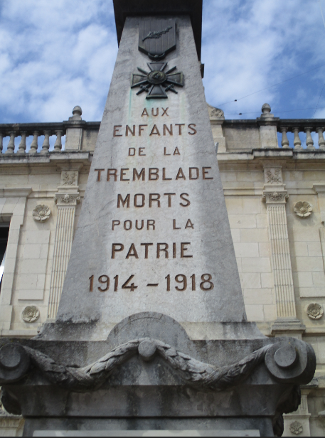 [ Histoires et histoire ] Monuments aux morts originaux Français Tome 2 - Page 18 Captu829