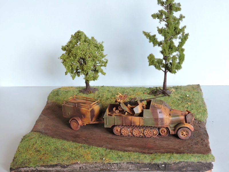 [revell] tracteur SD.Kfz. 7/2 avec flak 3.7cm Tracte33