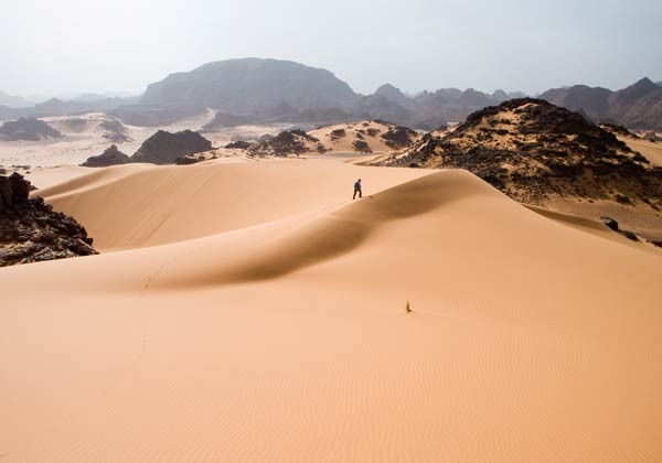 الصحراء الكبرى اكبر صحراء ساخنة في العالم  9594_410