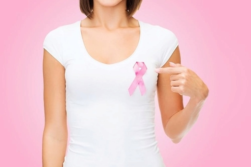 أعراض مبكرة لسرطان الثدي 13853910