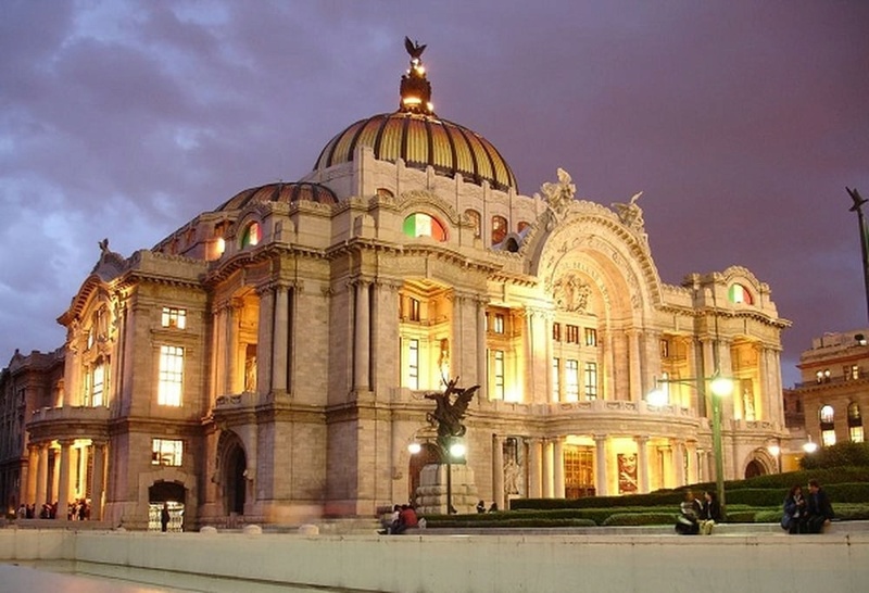 مدينة مكسيكو: رحلة إلى عالم من الجمال 13902610