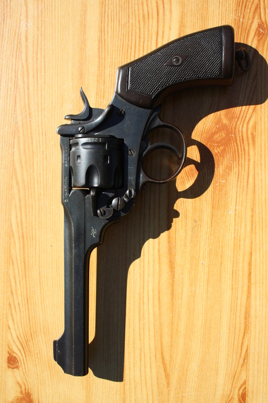 Revolver Webley MK VI Img_7026