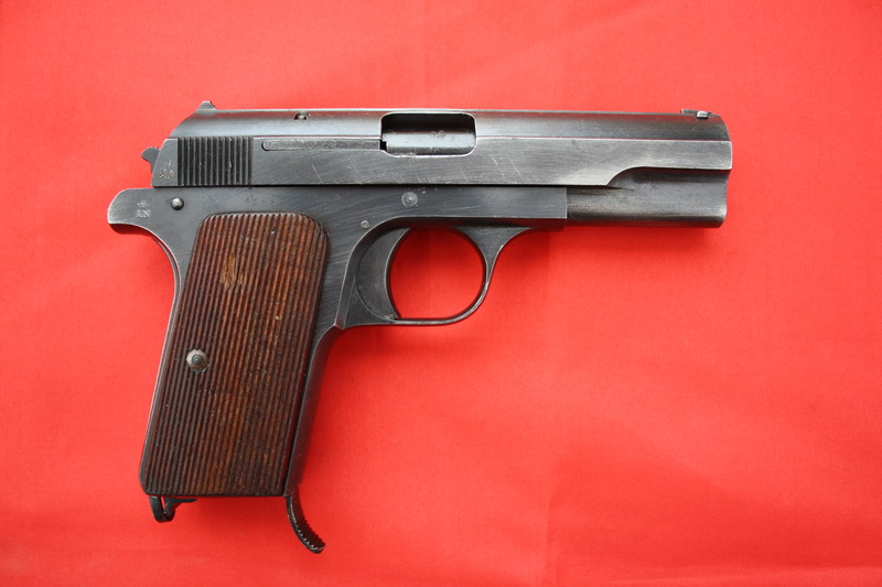 Pistole P.37 (u) Img_7610