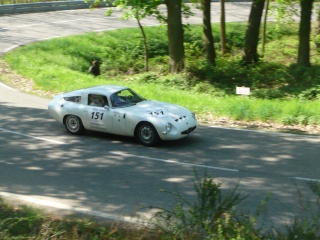 la plus belle voiture : la ford GT40.... - Page 6 P1020314