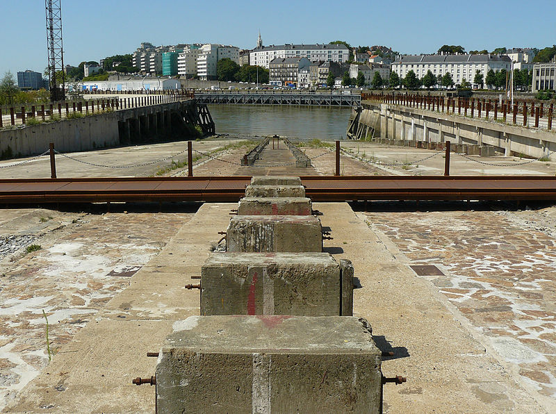 Chantiers Dubigeon Nantes 800px-12