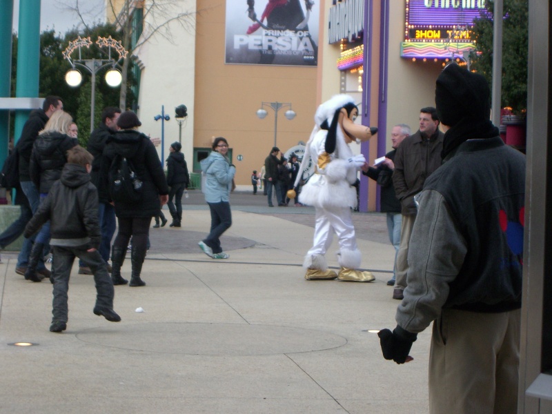 le 30 décembre a disneyland - Page 3 Cimg2078