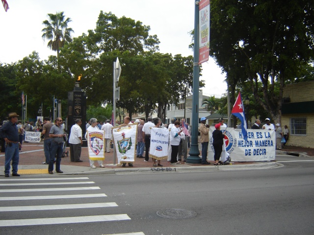 MANIFESTACION ANTICASTRISTA Y POR LOS DERECHOS HUMANOS Pedro_16