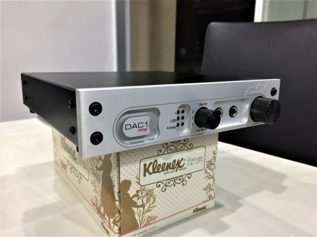 Benchmark DAC1 Pre (Used) Sold Benchm15