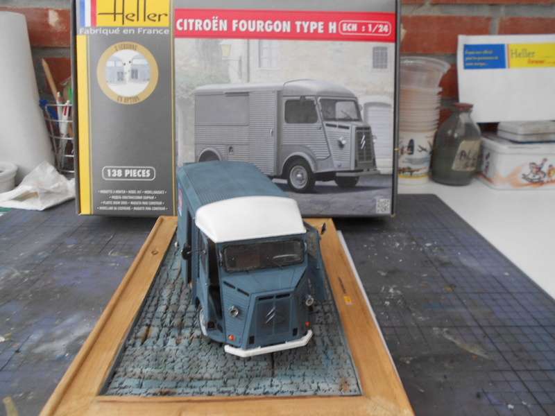 Citroën fourgon type h  1/24 [Terminé VMD] - Page 4 Hy_ter11