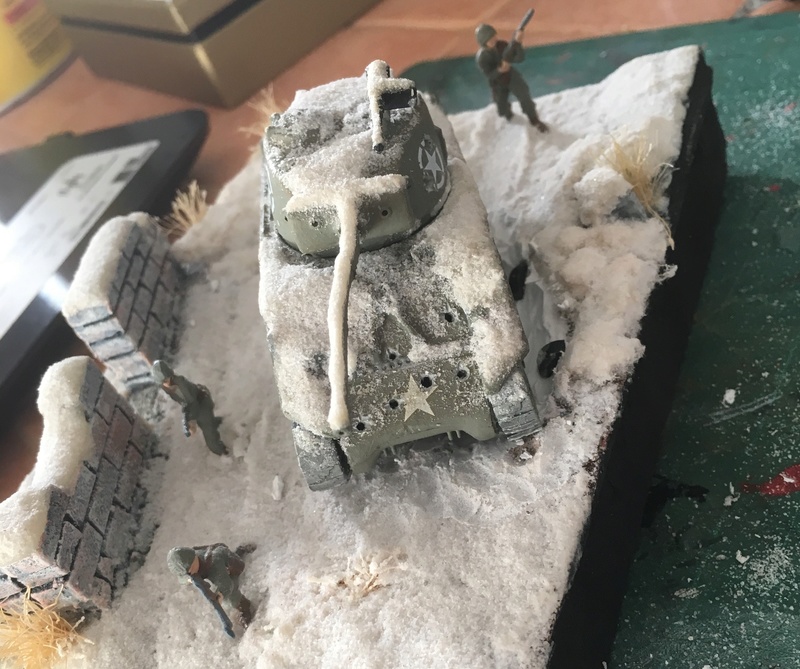 Sherman sous la neige 1/72 - Page 2 Img_7319