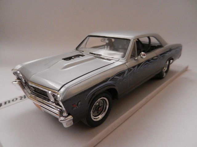 [REVELL] CHEVROLET CHEVELL 67 Pro Street Réf 4923 02811