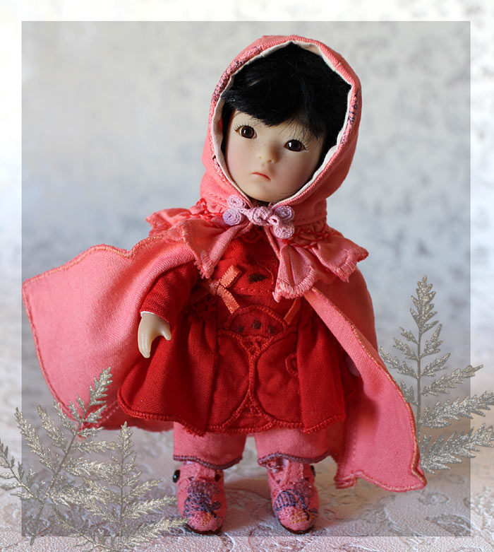 Les Ruby Red d'Inma : Alexandra et Beatrice (Senson), aurais-je trouvé la poupée de mes rêves ? p.14 - Page 7 Ten3910