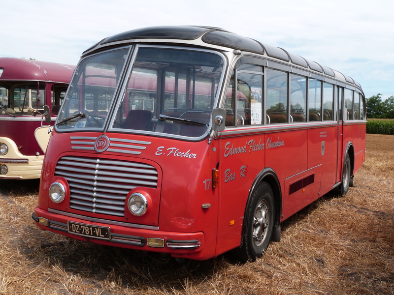 (67) 16 juillet 2017 8eme féte auto retro Ohnenheim Ohnemh44