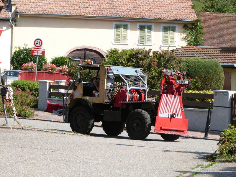 68 - Sainte Croix Aux Mines = exposition tracteurs anciens 15 août 2017  Vieux149