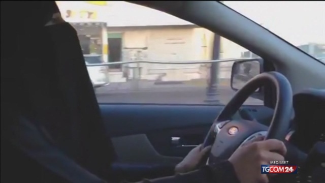 Cambiamenti in vista per l'Arabia Saudita: donne libere di guidare 640x3610