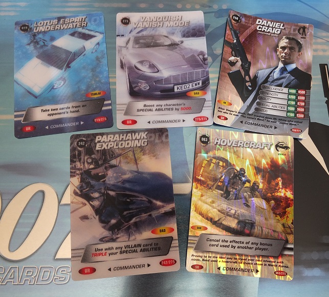 James Bond 007 Trading Card set - finally complete! James_16