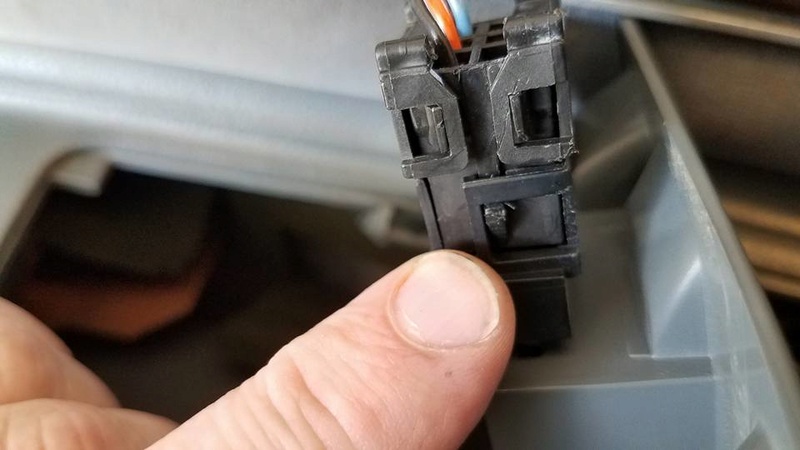 Power Window Motor Replacement.   - Step by Step 21270910