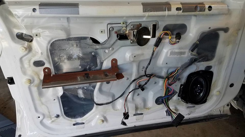 Power Window Motor Replacement.   - Step by Step 21272611