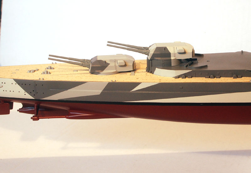 Tirpitz Tamiya 1/350 - Page 2 02_tou15