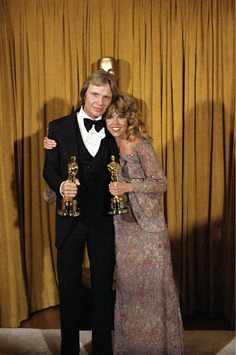 Academy Awards History - Page 2 Ap790410