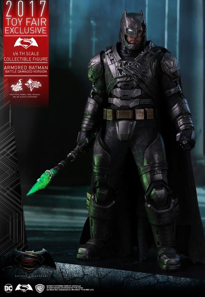 BATMAN VS SUPERMAN - ARMORED BATMAN (BATTLE DAMAGED) - MMS417 10112