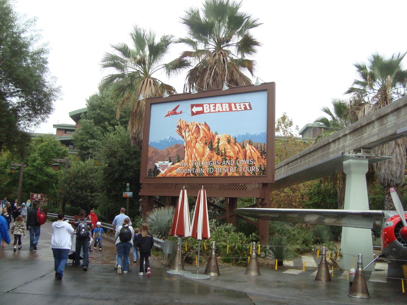 [Disneyland Resort] 17 au 19 octobre 2010 + l'Ouest américain Dsc09015