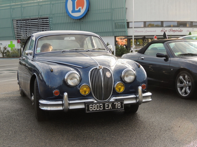 7ème Rallye du Rendez-Vous de la Reine le 17 septembre 2017 Dscn0938