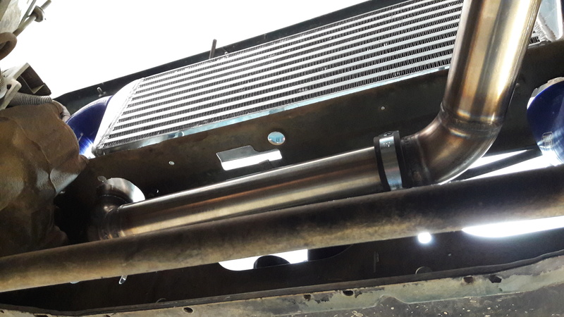 Changement d'intercooler sur XJ 20170712