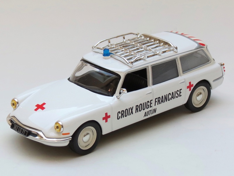 Citroën miniatures > "Ambulances, transports de blessés et assistance d'urgence aux victimes" 1961_i11