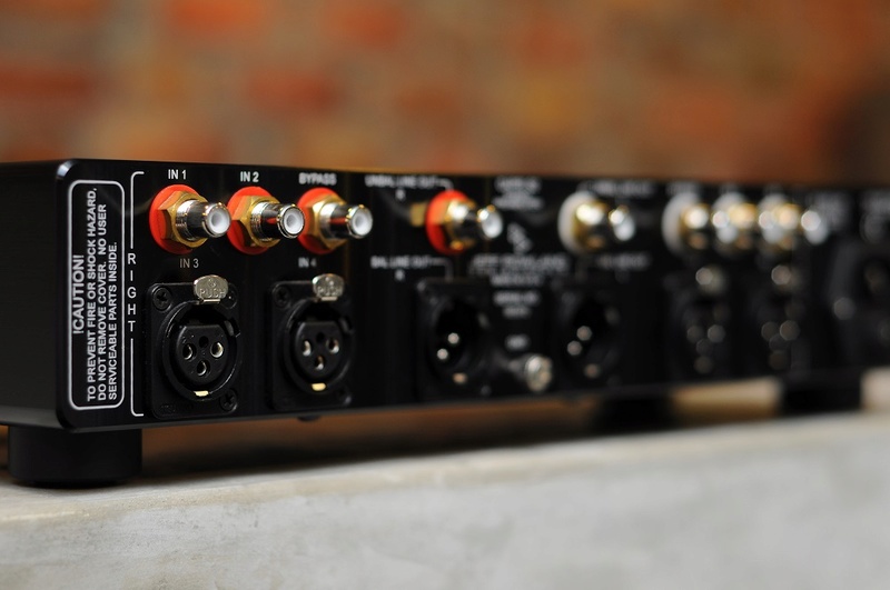 Jeff Rowland capri S2 preamplifier (Sold) Jr_cap10