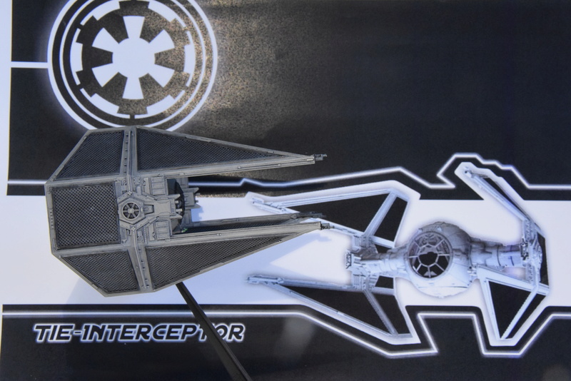 Star Wars - Tie Interceptor - Revell - 1/90 - Page 4 03611