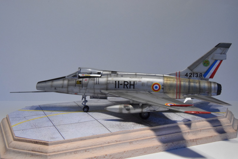 North American F-100D "Super Sabre" - 1/72 - Revell - Page 9 07013