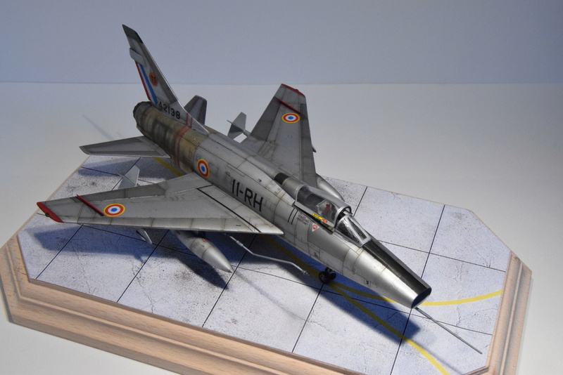 North American F-100D "Super Sabre" - 1/72 - Revell 08111