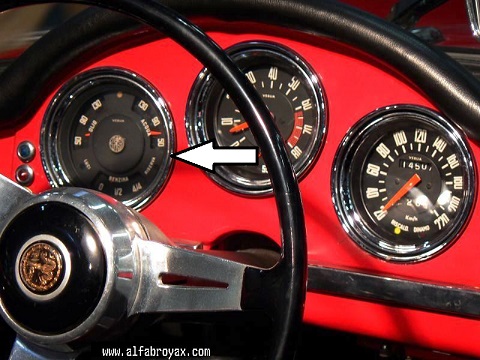 Giulia Spider 1600 de 1965 manos tableau de bord Tablea10