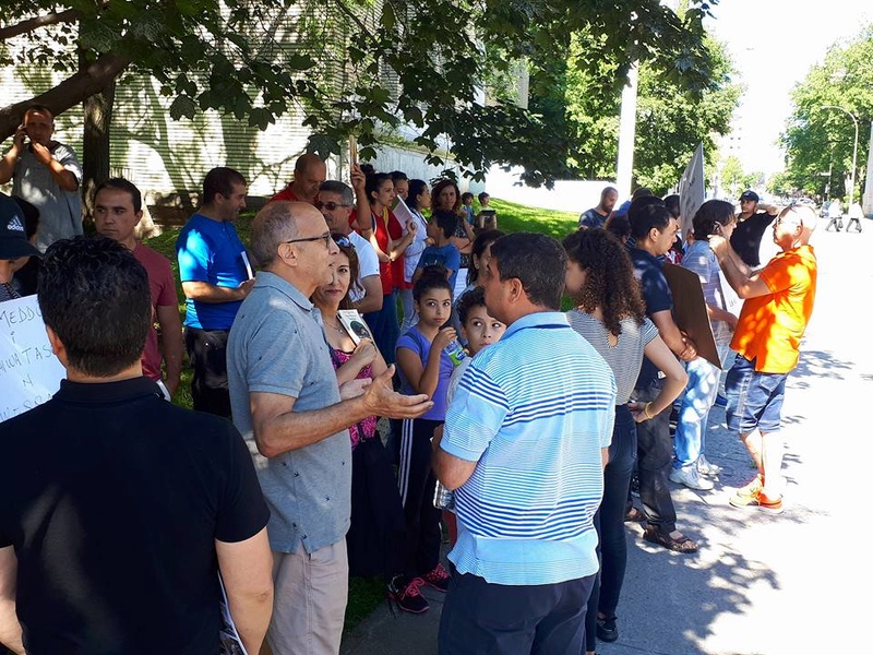 Rassemblement devant l’ambassade d’Algérie à Montréal pour dénoncer les interdictions de conférences à Aokas samedi 29 juillet 2017 - Page 2 1370