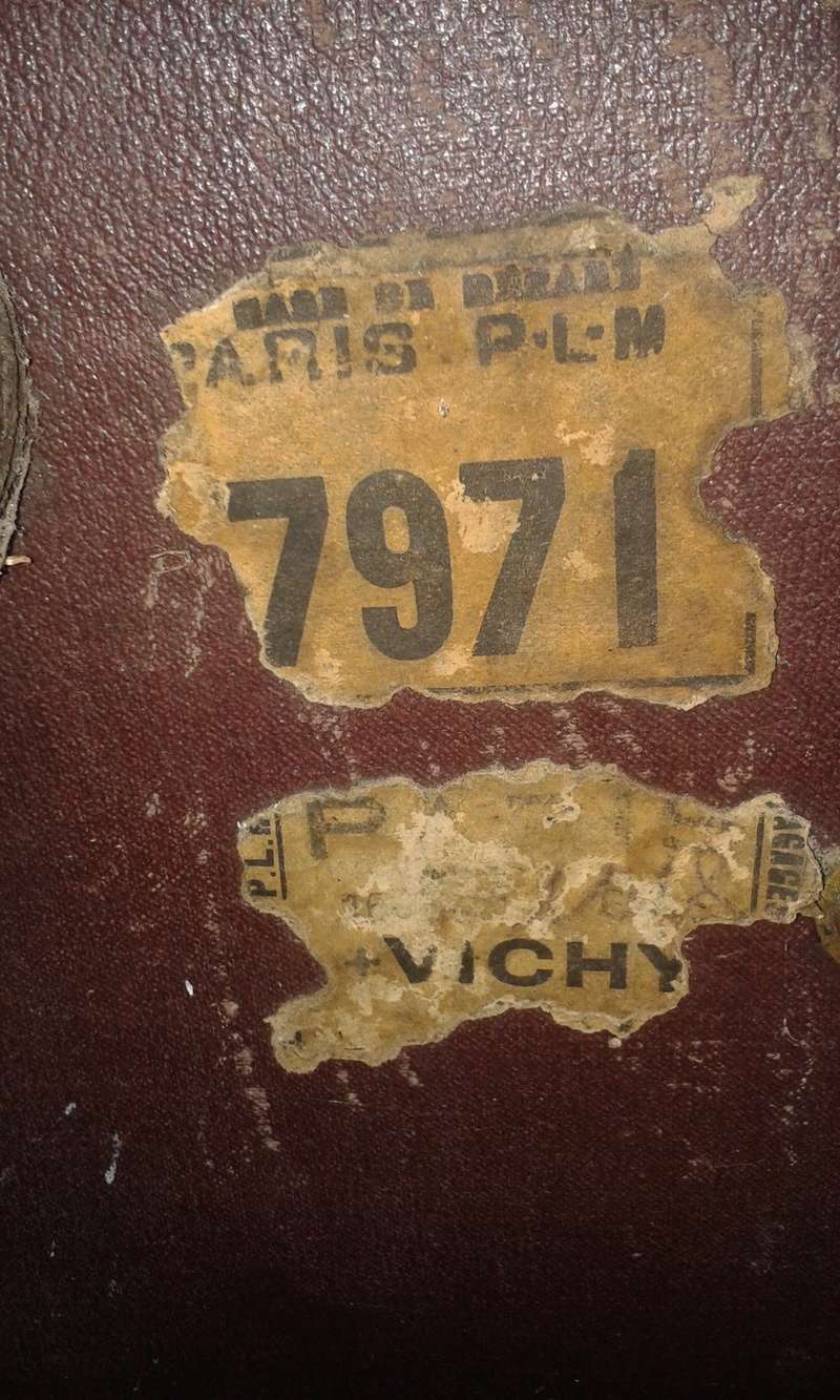 Don "atypique" une malle de Vichy 20170820