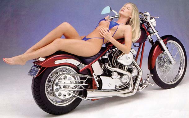 Babes & Bikes - Page 4 Babe1010