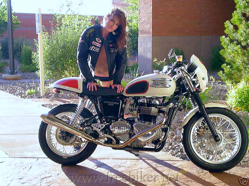 Babes & Bikes - Page 3 Bonnie10