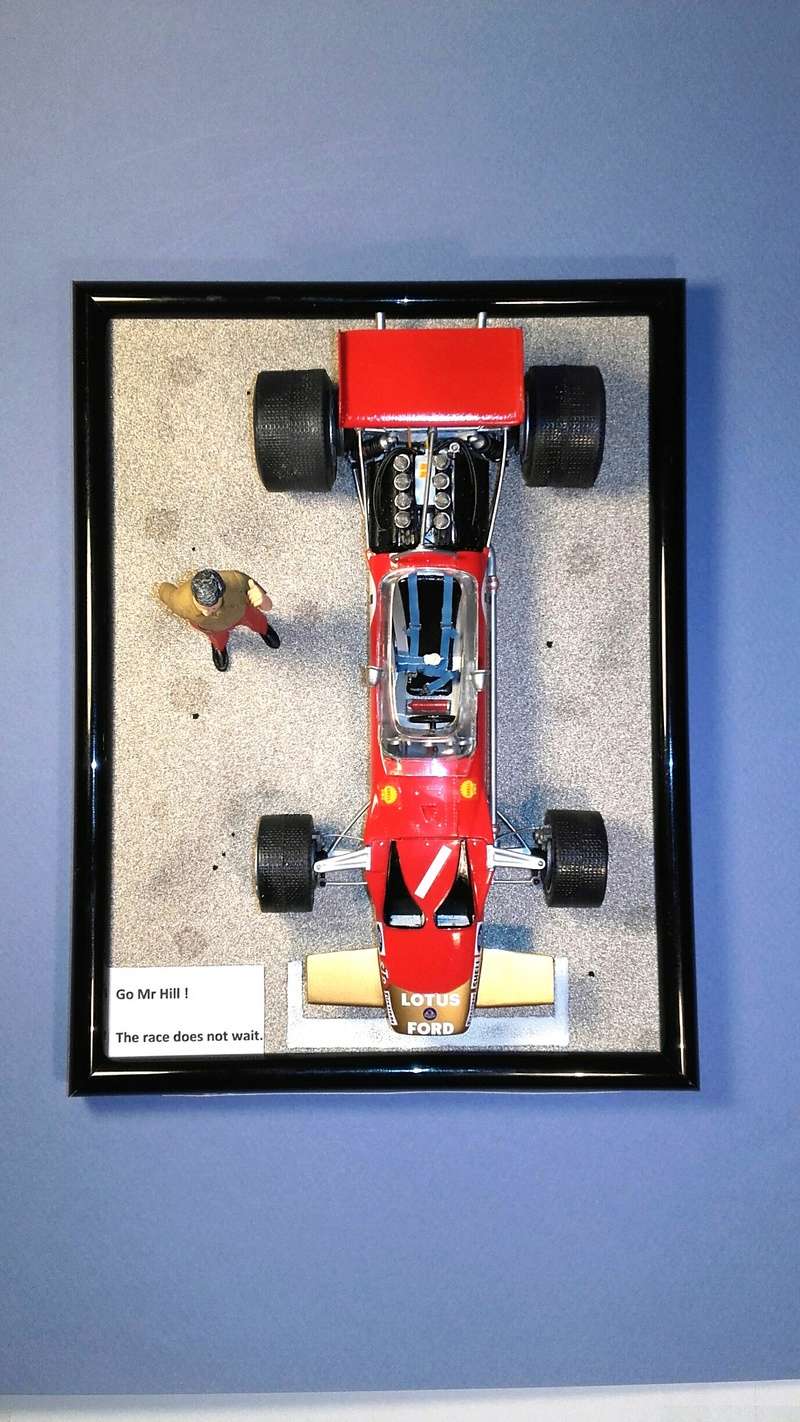 Lotus 49 B Heller 1/24  Graham Hill 1969  (photos finales) 20170897