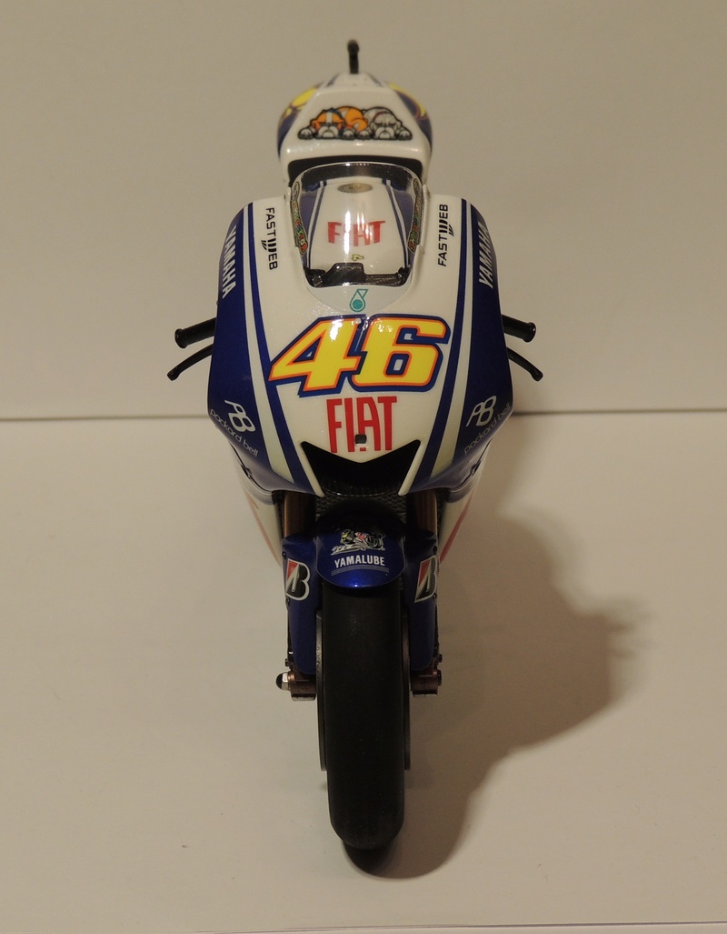 yamaha m1 2009 v.rossi - Page 5 38a10
