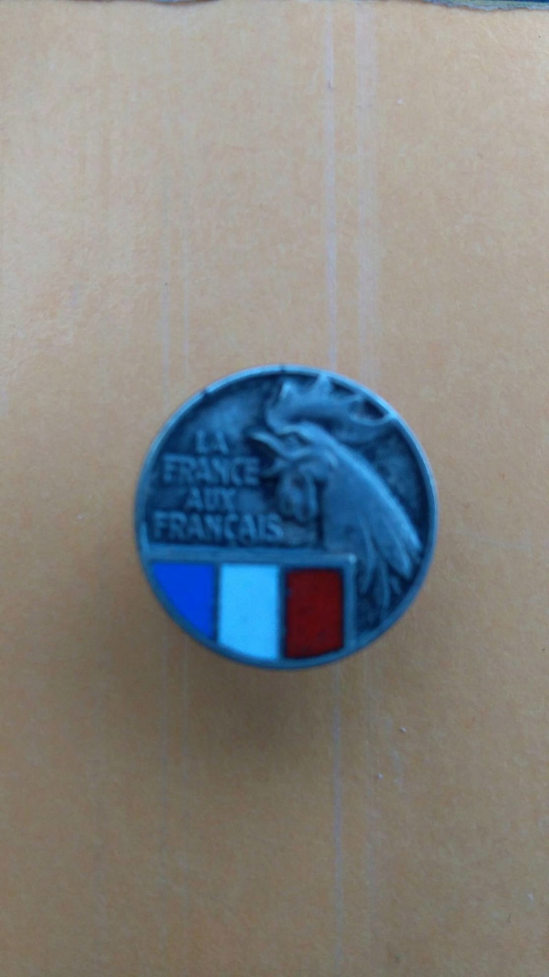 Insignes de boutonnière....  Receiv13