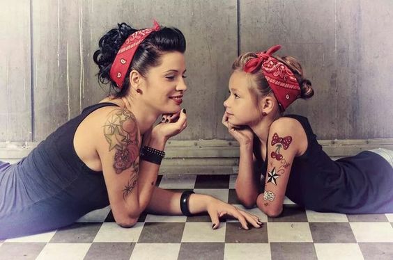 CHARME - Les plus belles femmes sont tatouées... - Page 9 6738be10
