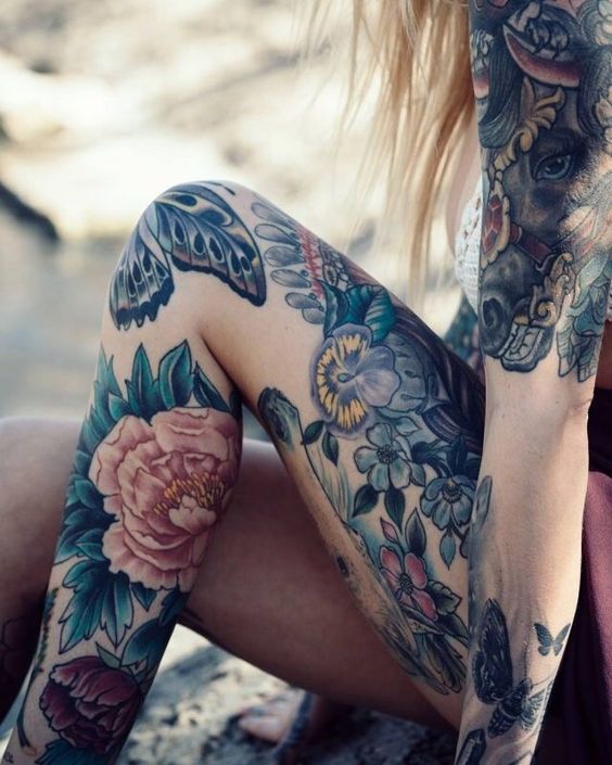 CHARME - Les plus belles femmes sont tatouées... - Page 7 F9be7610
