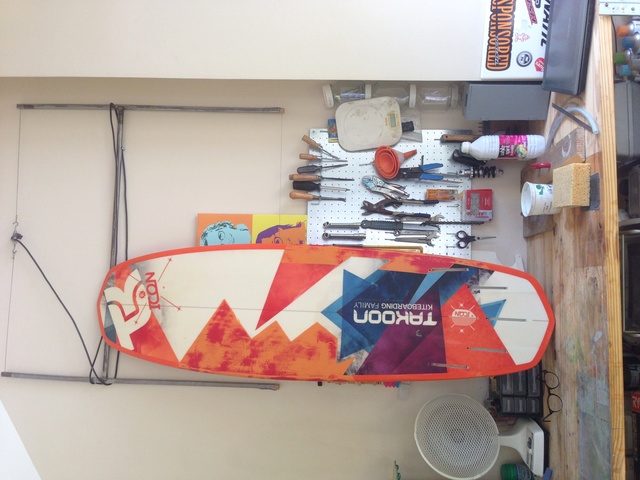 Réparation Takoon 5'3 surf (Kite) 2410