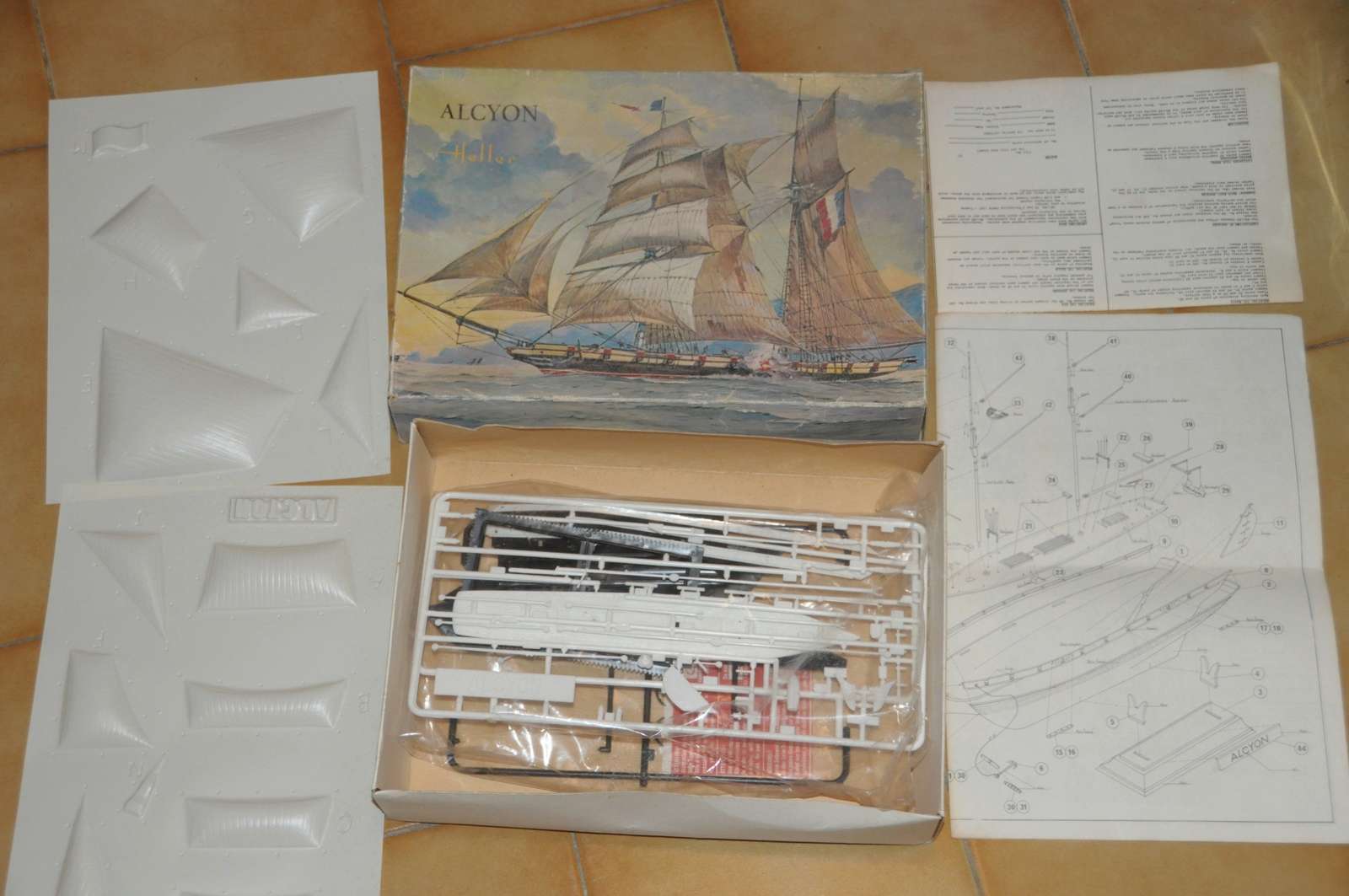 Quel choix de kit plastique naval choisir pour commencer ? Heller10