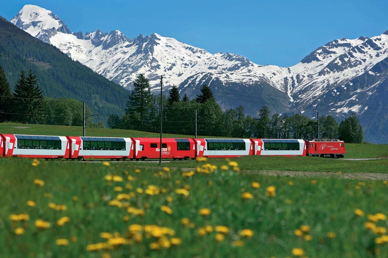 A BORD DU GLACIER EXPRESS . Swissr10